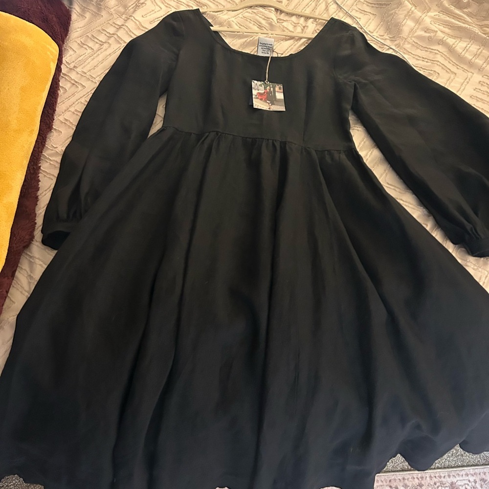 Son de Flor Black Long-Sleeve Midi Dress with Puff Sleeves - Picture 2 of 5